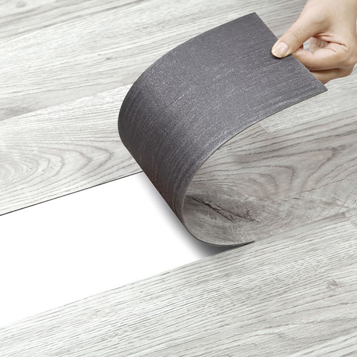 Hướng dẫn cách bóc sàn nhựa giả gỗ sạch sẽ không dính nền nhà